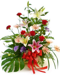 Traditional basket arrangement