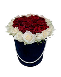 Roses in a Round Box